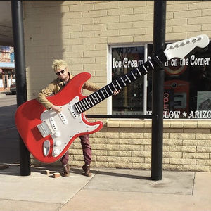 Meet your Posher, Chris